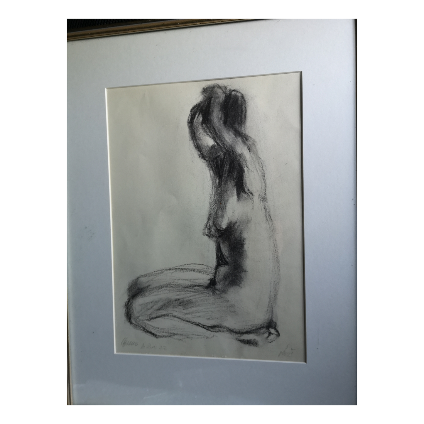 Nu assis se coiffant dessin signature non reconnue nu féminin toilette intimiste art français authentique