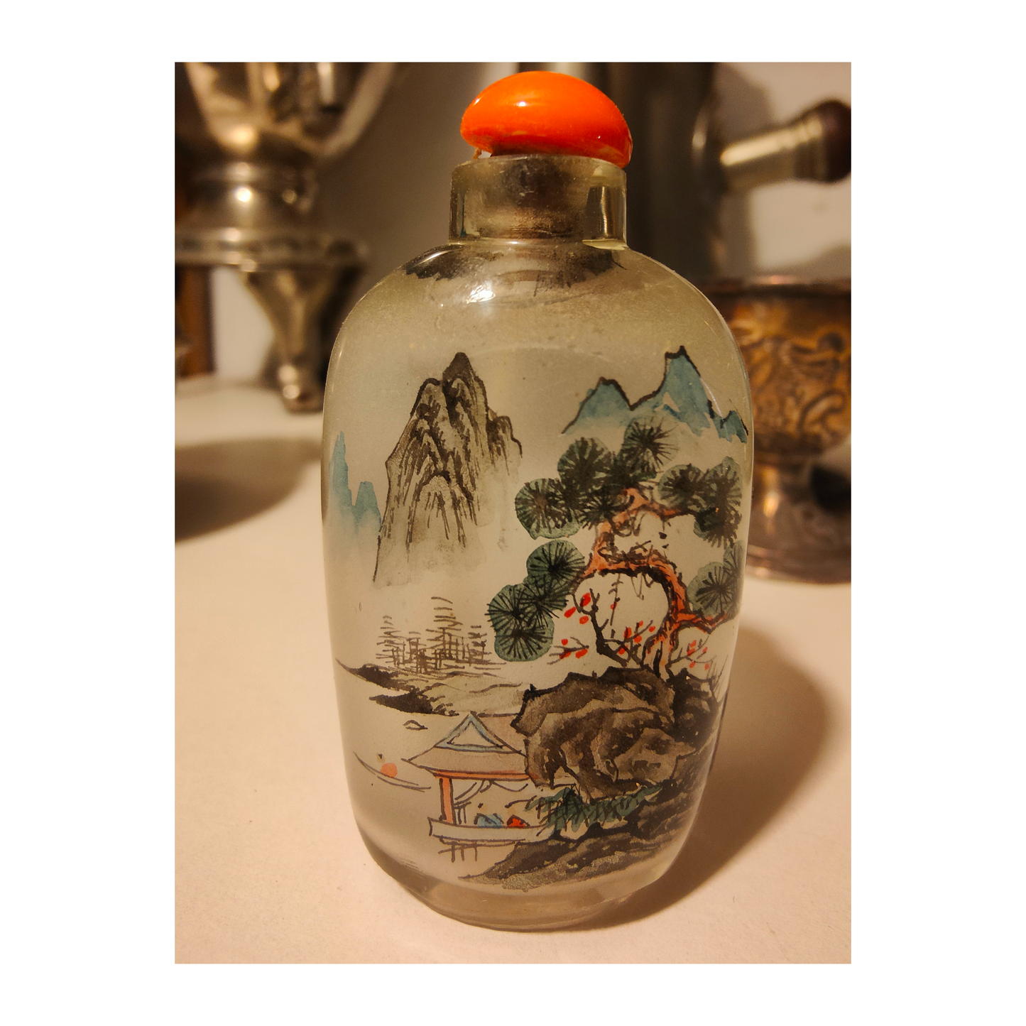 Tabatière chinoise en verre peinte à l’intérieur – Snuff bottle – Décor paysage