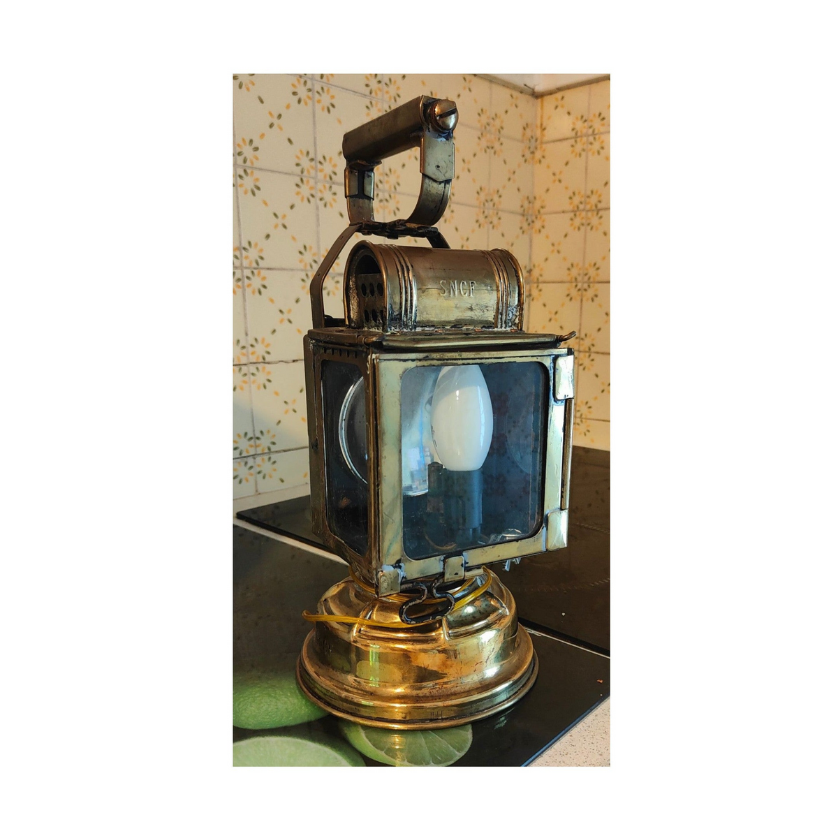 Ancien fanal SNCF à carbure transformé lampe – vintage industriel – chemin de fer