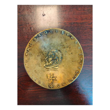 Bronze signé Centenaire Hop A Paré croix huguenote Sylva Bernt Marseille 1963 diamètre 12 cm 1000 euros