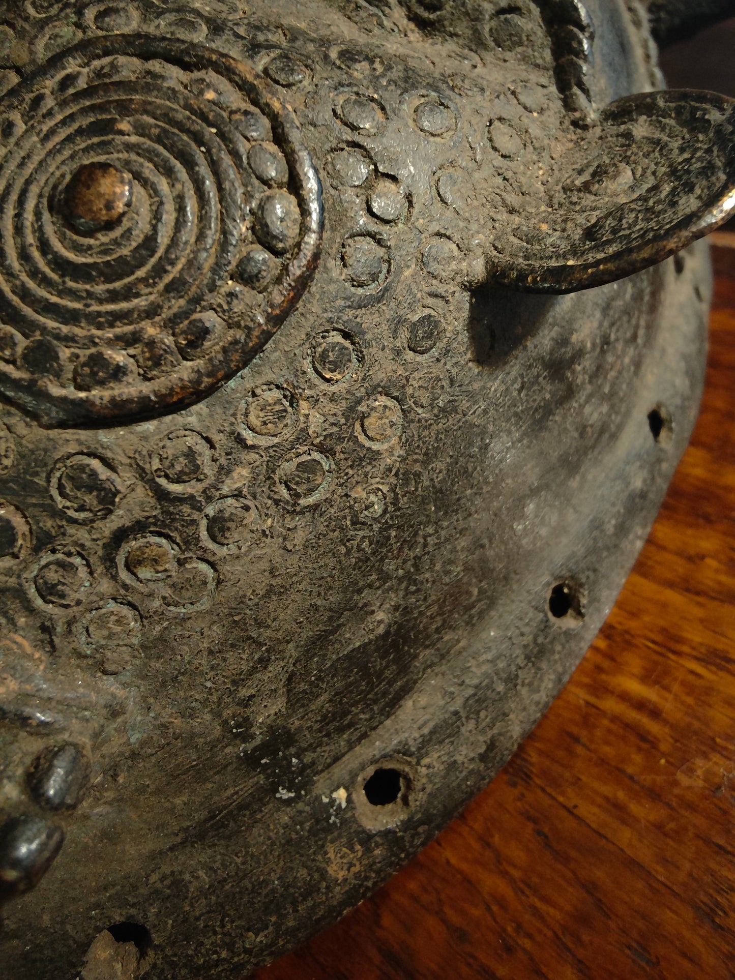 Masque de chefferie Bamoun - Masque africain en bronze, Cameroun